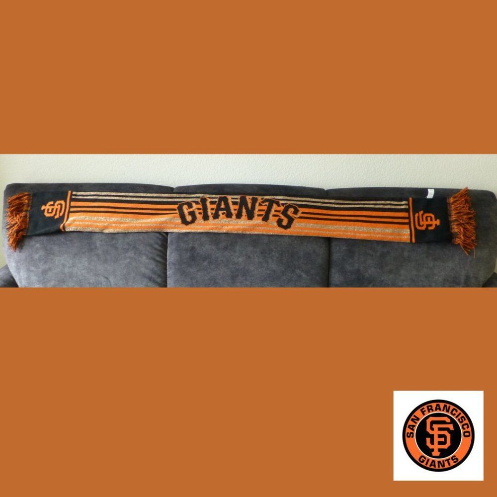 San Francisco Giants Metallic Gold Scarf - Picture 2 of 10